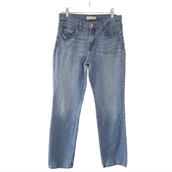 Levi's 506 Jeans Size 8 Straight Leg High Rise, Distressed Blue Jeans for Women - Picture 1 of 5